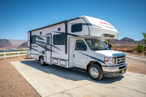 25.26 El Monte RV Exterior T 12
