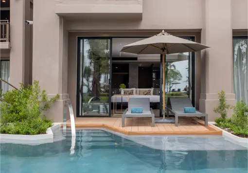Seaside Pool Access 1