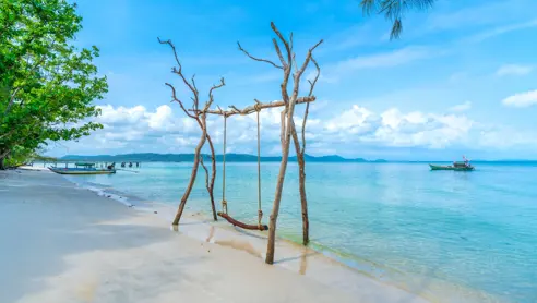 Phu Quoc Shutterstock 2477010241