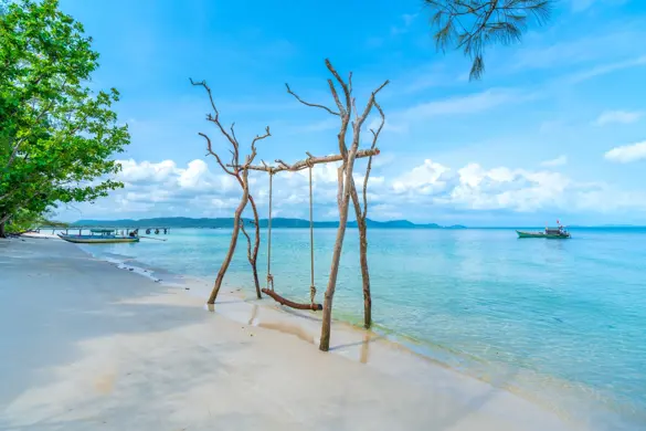 Phu Quoc Shutterstock 2477010241