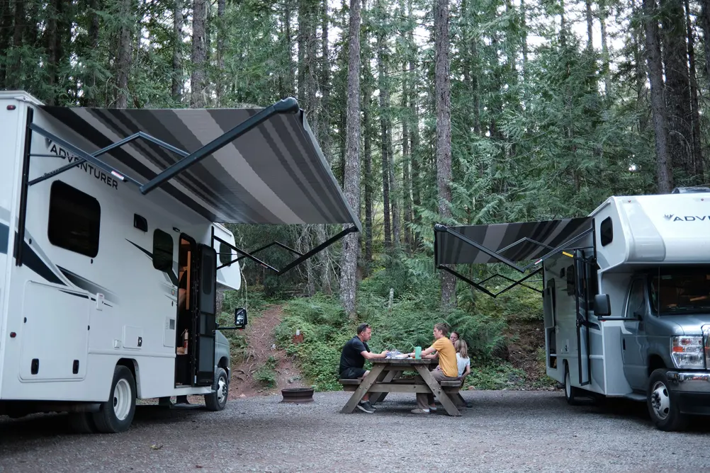 Familien Lægårds canadiske eventyr