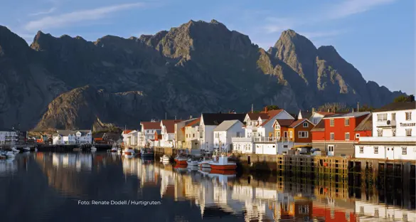 Henningsv R Lofoten Renate Dodell Hurtigruten 1125X600 Krediteret