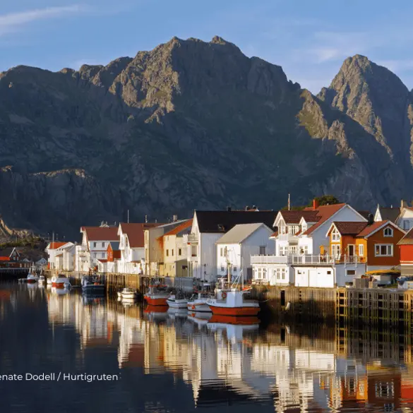Henningsv R Lofoten Renate Dodell Hurtigruten 1125X600 Krediteret