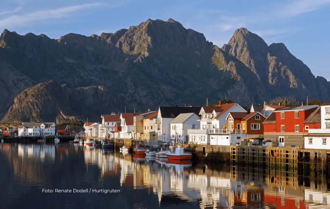 Henningsv R Lofoten Renate Dodell Hurtigruten 1125X600 Krediteret