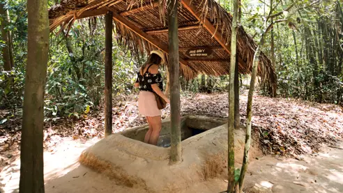 Cu Chi tunneler Vietnam