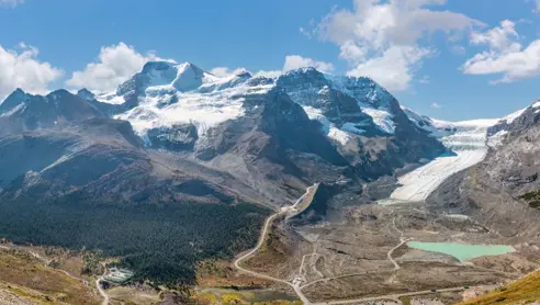 Panorama på Icefield Parkway i det vestlige Canada