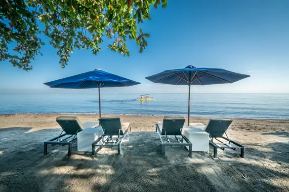 0016 Beach