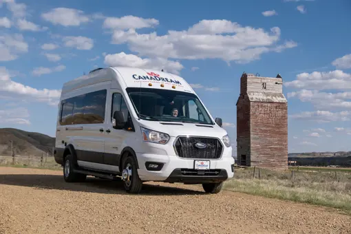 Deluxe Van Camper fra Canadream