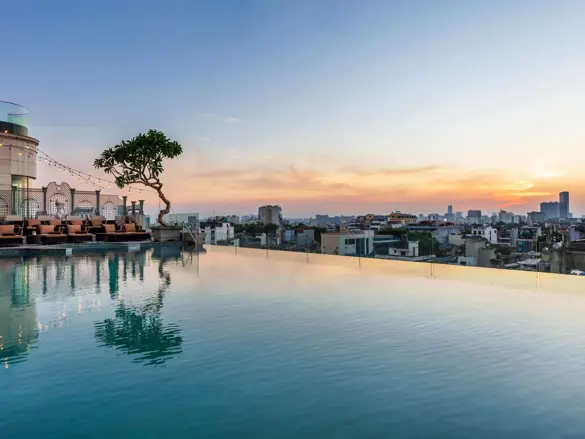 Infinity Pool 4