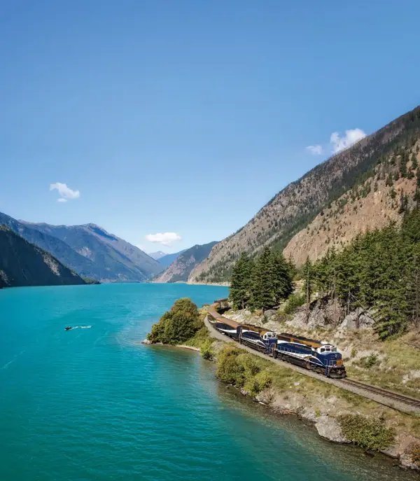 Togrejser med Rocky Mountaineer toget i det vestlige Canada