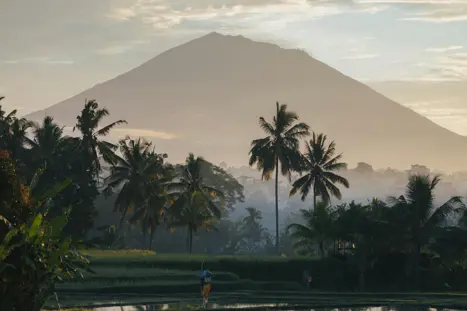 Gunung Agnun