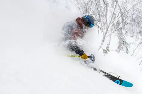 Powder ski i Japan