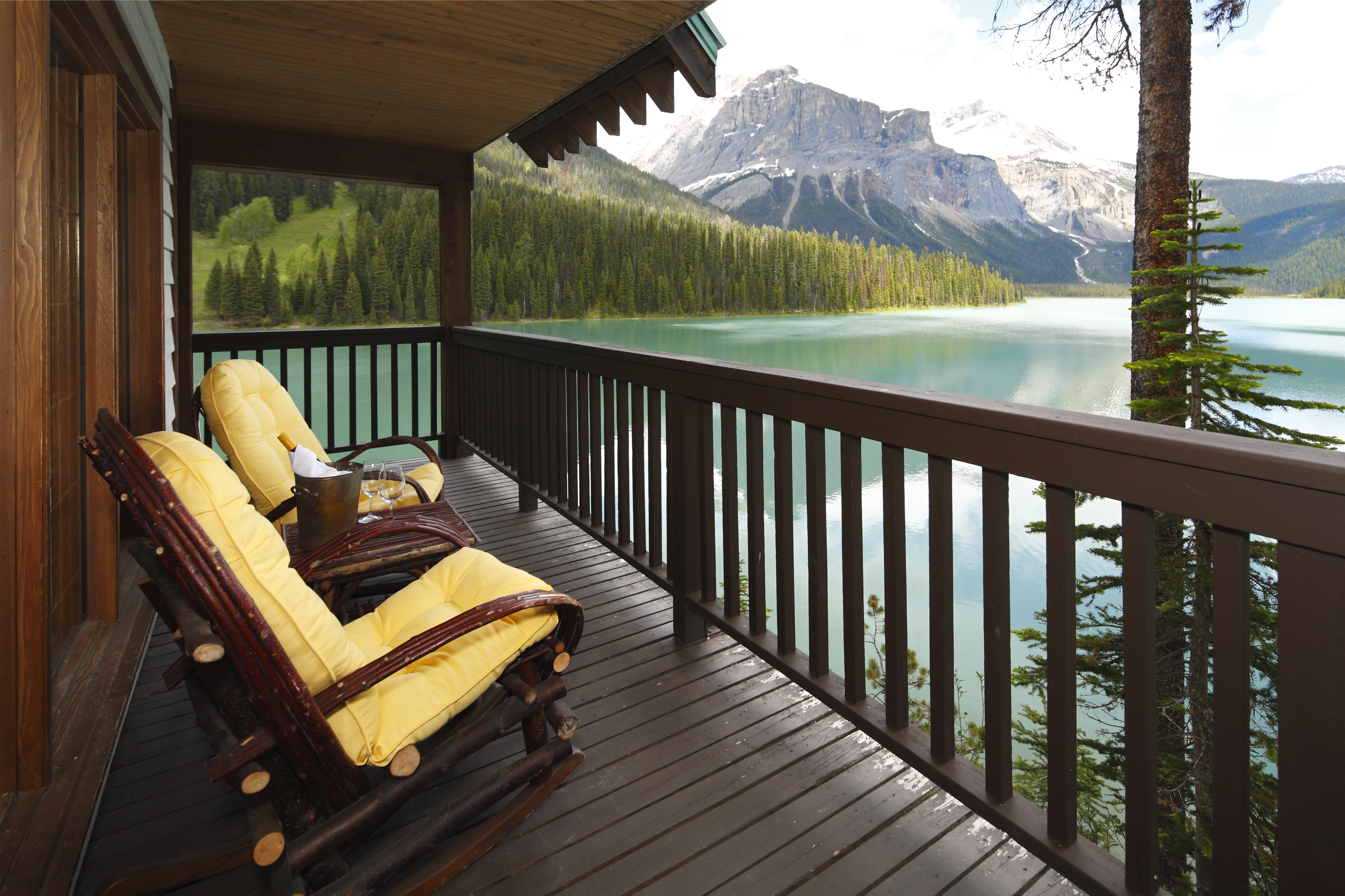 Canada British Columbia Emerald Lake Lodge