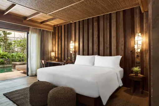 1 King Premium Garden View Pool Access