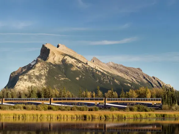Canada Rocky Mountaineer Vermillion Train