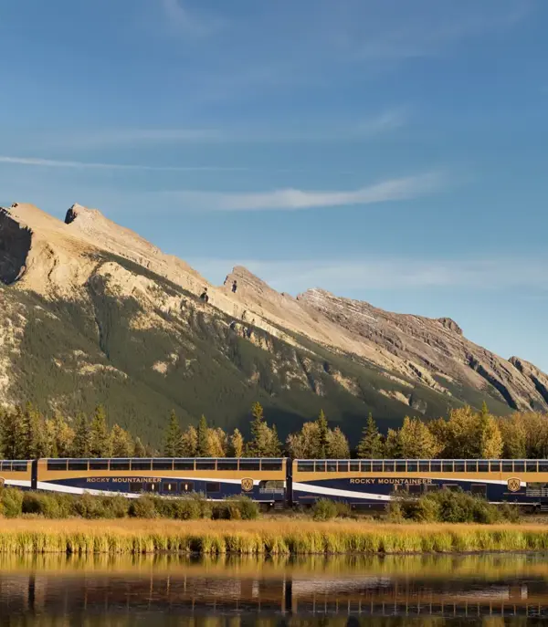 Canada Rocky Mountaineer Vermillion Train