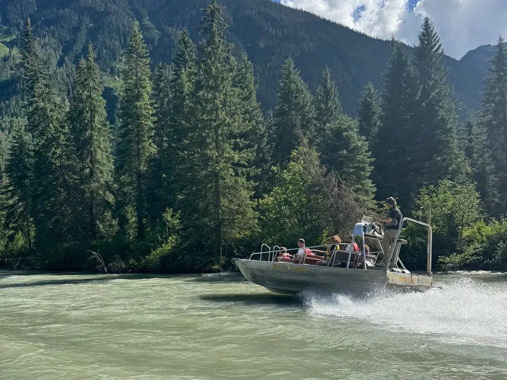 Familien Lægårds canadiske eventyr
