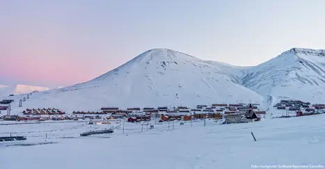 17.02.24 Longyearbyen4 Webogkredit