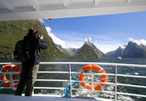 Milford Sound 27459619