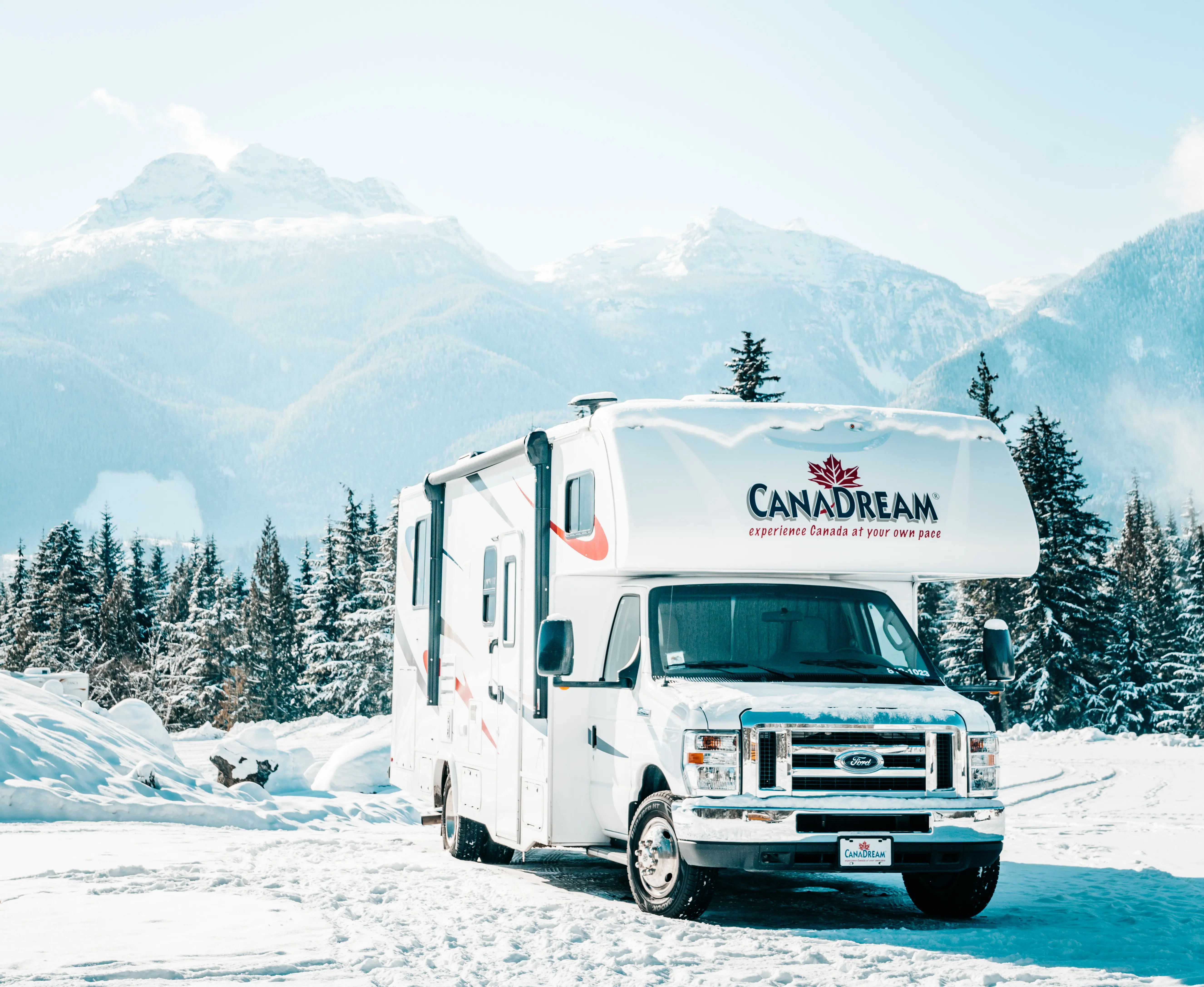Maxi Motorhome MHA Exterior