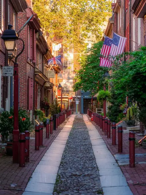 elfeths-alley-philadelphia.jpg