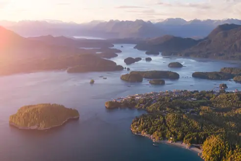 Luftfoto af Tofino på Vancouver Island