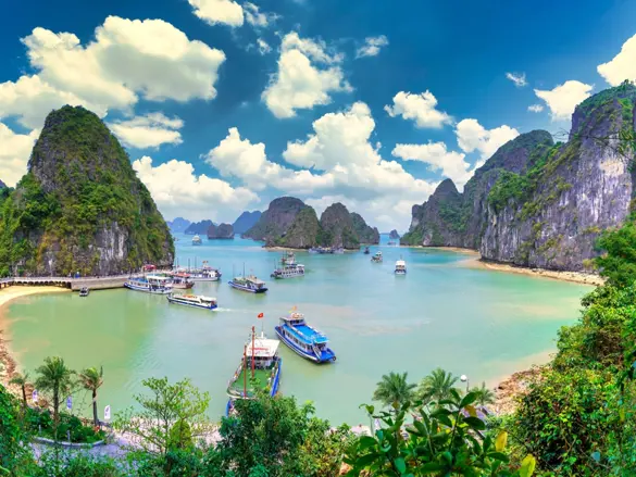 Halong Bay i Vietnam