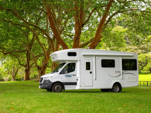 Maui River-autocamper i New Zealand