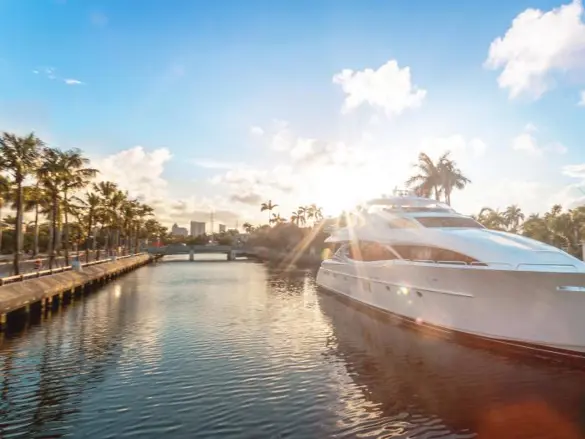 fort_lauderdale_yacht.jpg