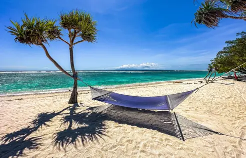 Strand Gili T
