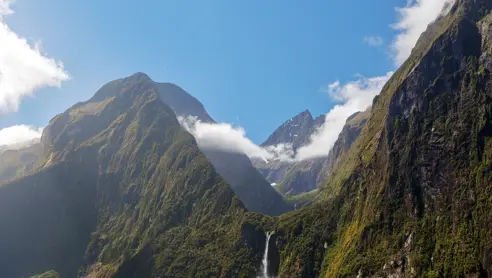 Stirling Falls, Milford Sound, Fiordland, South Island, New Zealand