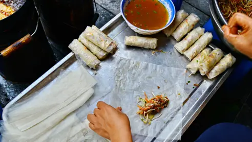 Streetfood forårsruller Vietnam