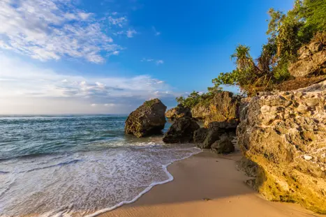 Pantai Padang Padang (5)